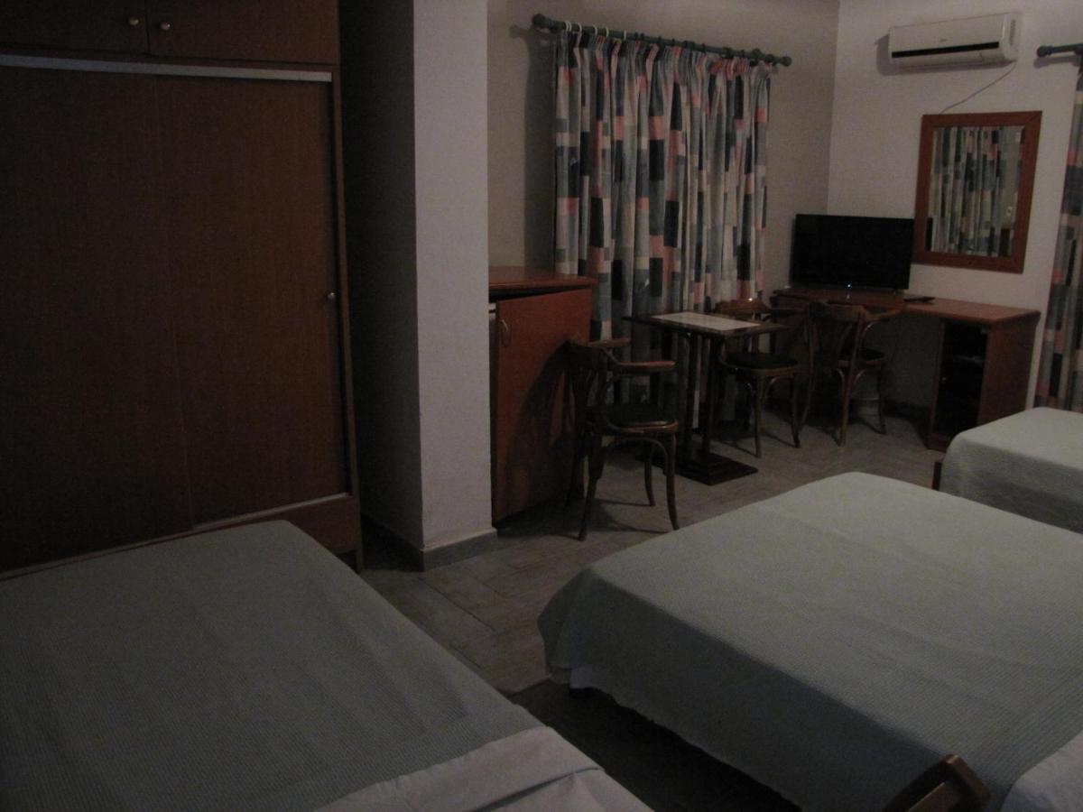 Hotel Hlidi Kókkinon Nerón Kültér fotó