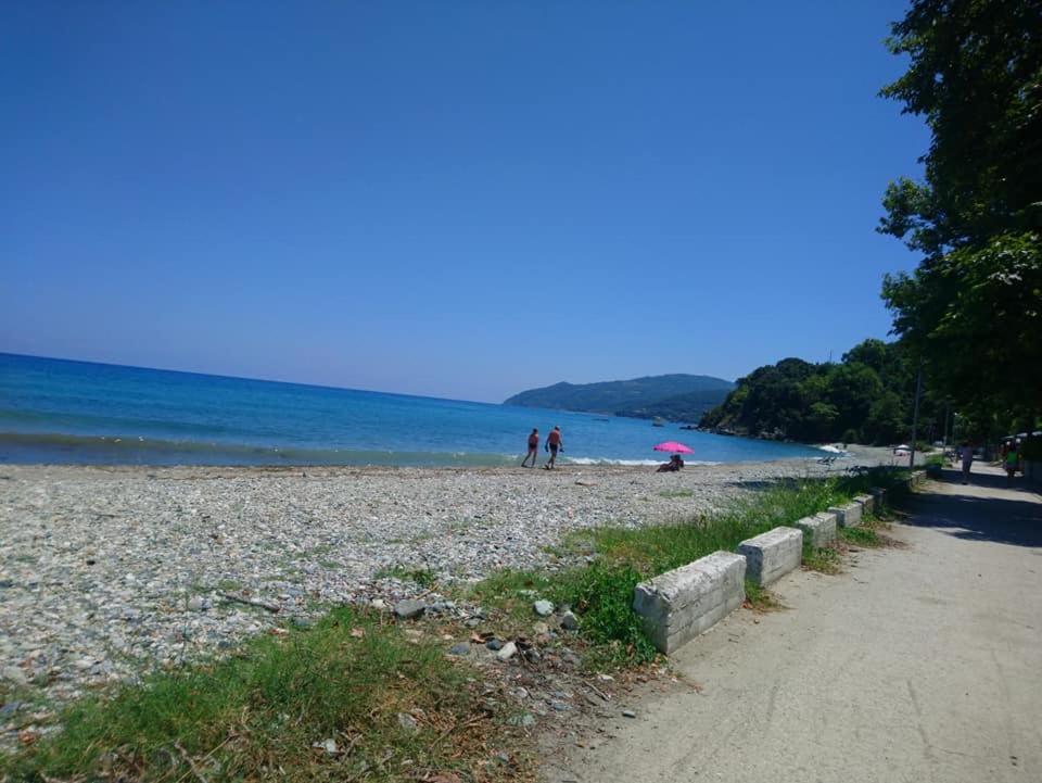 Hotel Hlidi Kókkinon Nerón Kültér fotó